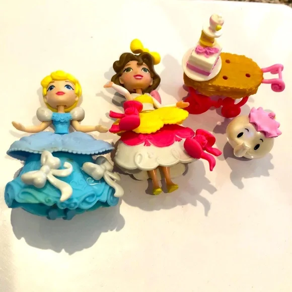 open lace back dress Amazon.com: Mattel Disney Princess Toys, Ultimate Princess Pack with 12  Small Posable Dolls in Signature Outfits, Collectibles Inspired by Disney  Movies (Amazon Exclusive) : Toys & Games